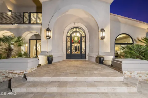 $3,795,000 | 8560 North Canta Bello, Paradise Valley, AZ 85253
