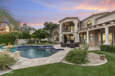 $4,200,000 | 8560 North Canta Bello, Paradise Valley, AZ 85253