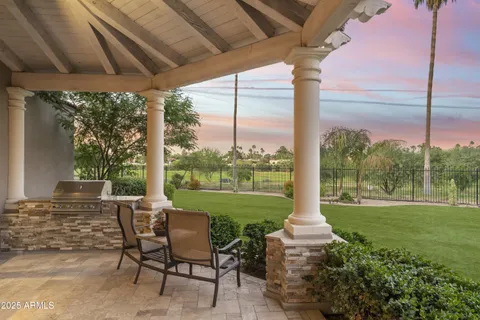 $4,200,000 | 8560 North Canta Bello, Paradise Valley, AZ 85253