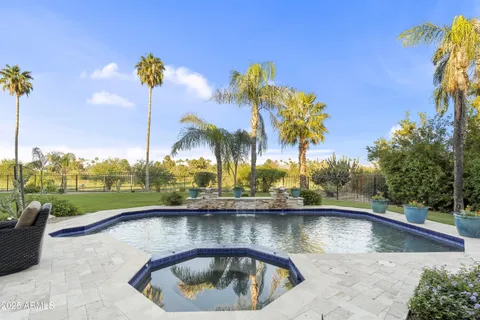 $4,200,000 | 8560 North Canta Bello, Paradise Valley, AZ 85253