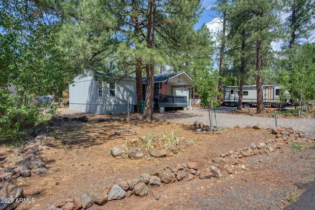 $2,295 | 17090 Iron Springs Road, Munds Park, AZ 86017