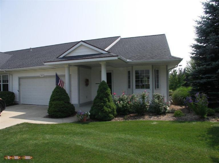 1380 East Pointe Ridge Ridge Holland, MI 49423 - Photo 1 of 17 Primary Photo