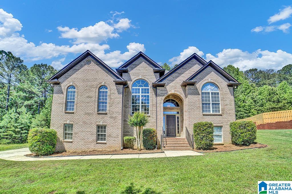 565 Ridgefield Way Odenville, AL 35120 - Photo 1 of 24