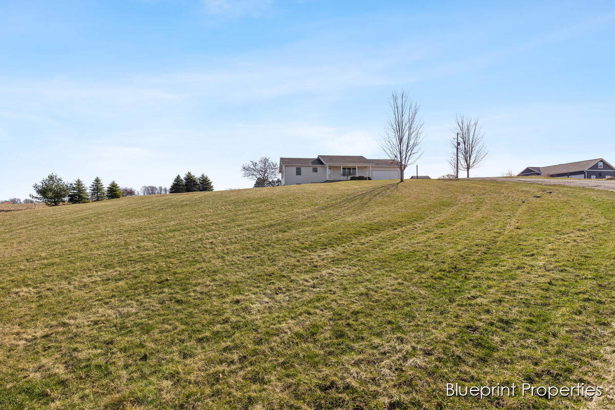 11606 Bell Road Clarksville, MI 48815 - Photo 2 of 46 IMG_1001