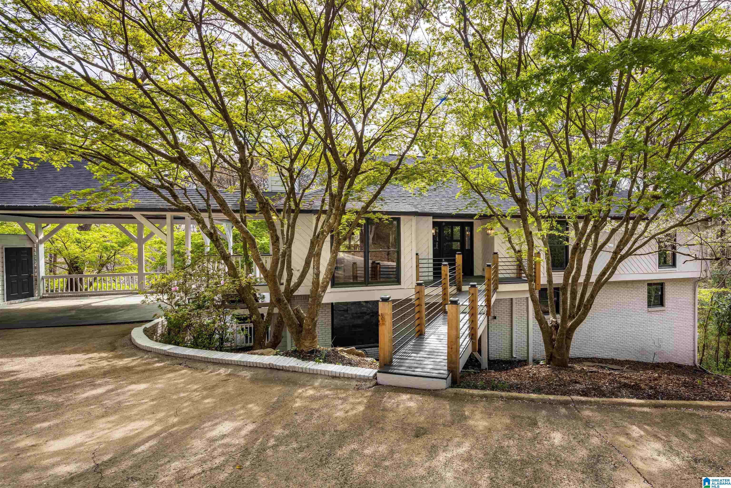 3445 South Brookwood Road Birmingham, AL 35223 - Photo 3 of 50