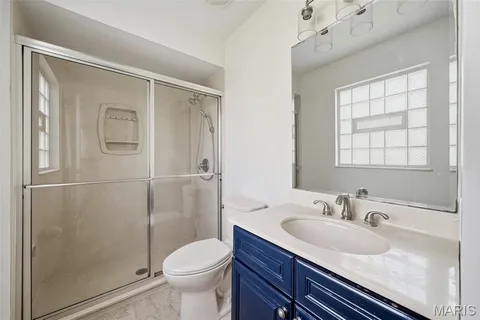 $679,000 | 2007 Firethorn Drive, St. Louis, MO 63131