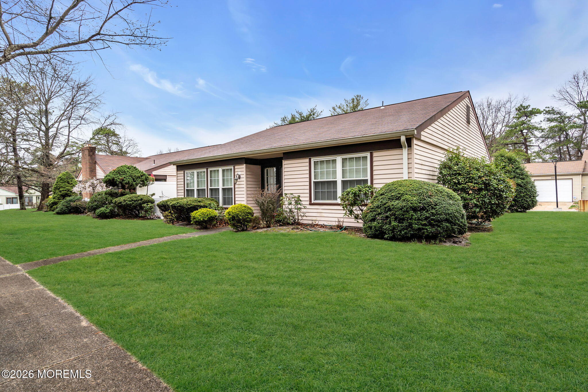 569 B Mayfair Road Manchester Township, NJ 08759 - Photo 3 of 36 39-web-or-mls-DSC09997-1