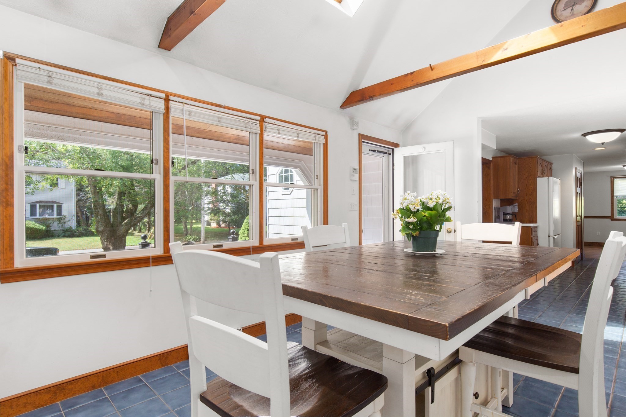 15 Johnson Road Avon, MA 02322 - Photo 6 of 25 Gallery Image 6