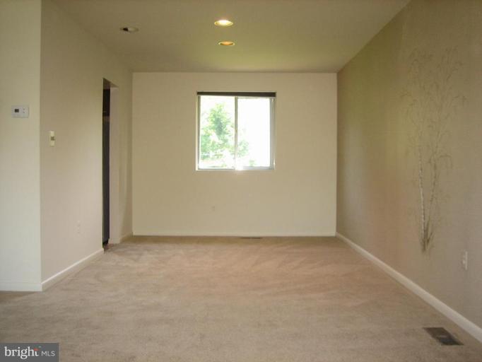 8606 Lugano Road Randallstown, MD 21133 - Photo 4 of 10 Dining Room