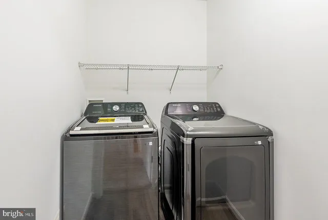 $2,049 | 102 Coralyrose Court, Winchester, VA 22602