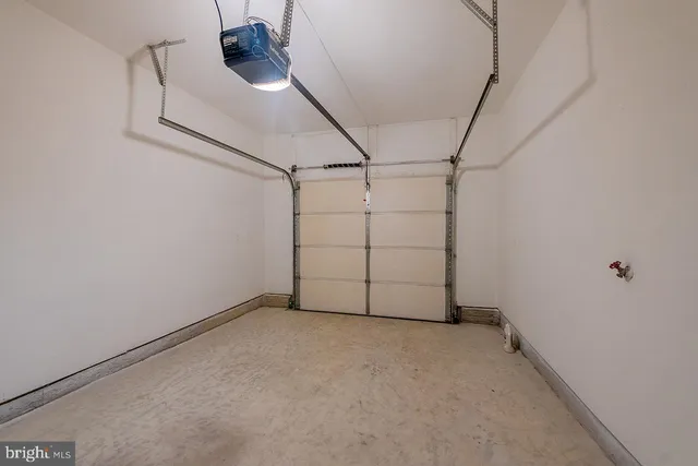 $2,049 | 102 Coralyrose Court, Winchester, VA 22602