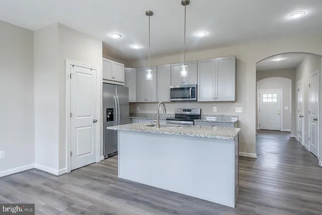 $2,049 | 102 Coralyrose Court, Winchester, VA 22602