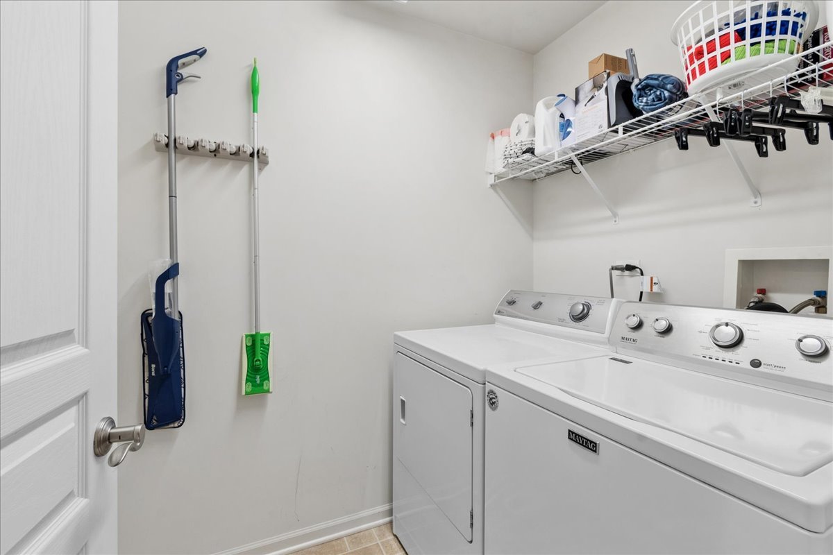 2459 Anna Way Elgin, IL 60124 - Photo 19 of 20 a utility room with dryer and washer