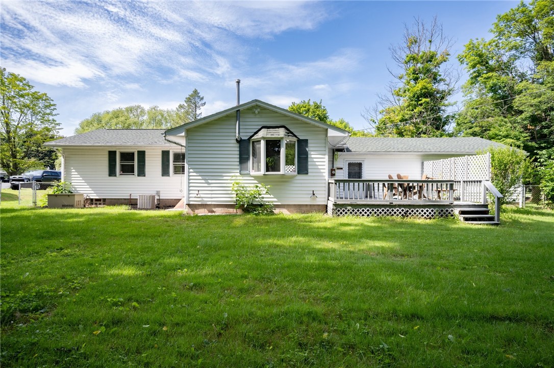 1148 Farnsworth Road South Henrietta, NY 14623 - Photo 5 of 50