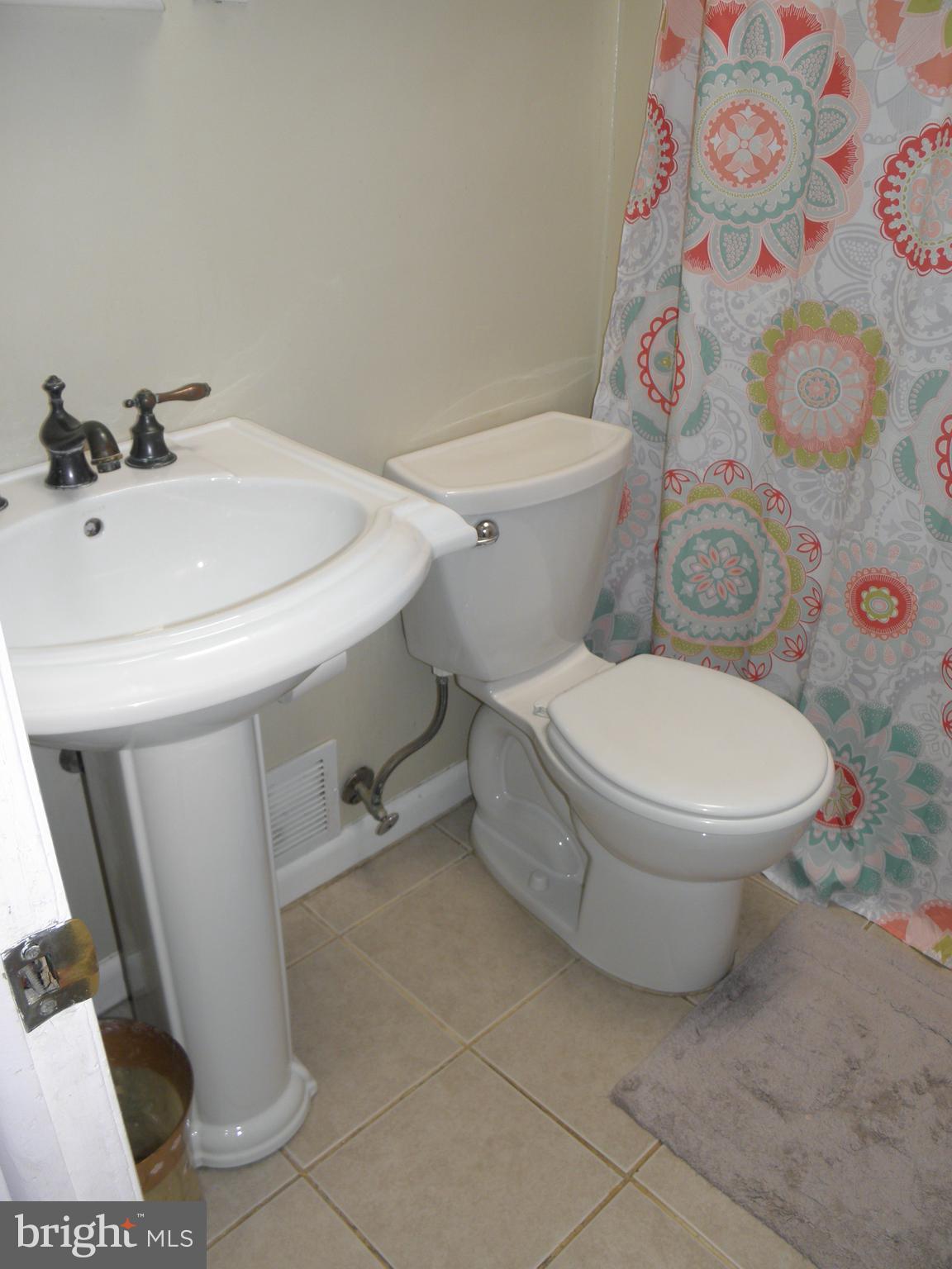 11740 Lanett Road Philadelphia, PA 19154 - Photo 17 of 45 Gallery Image 17