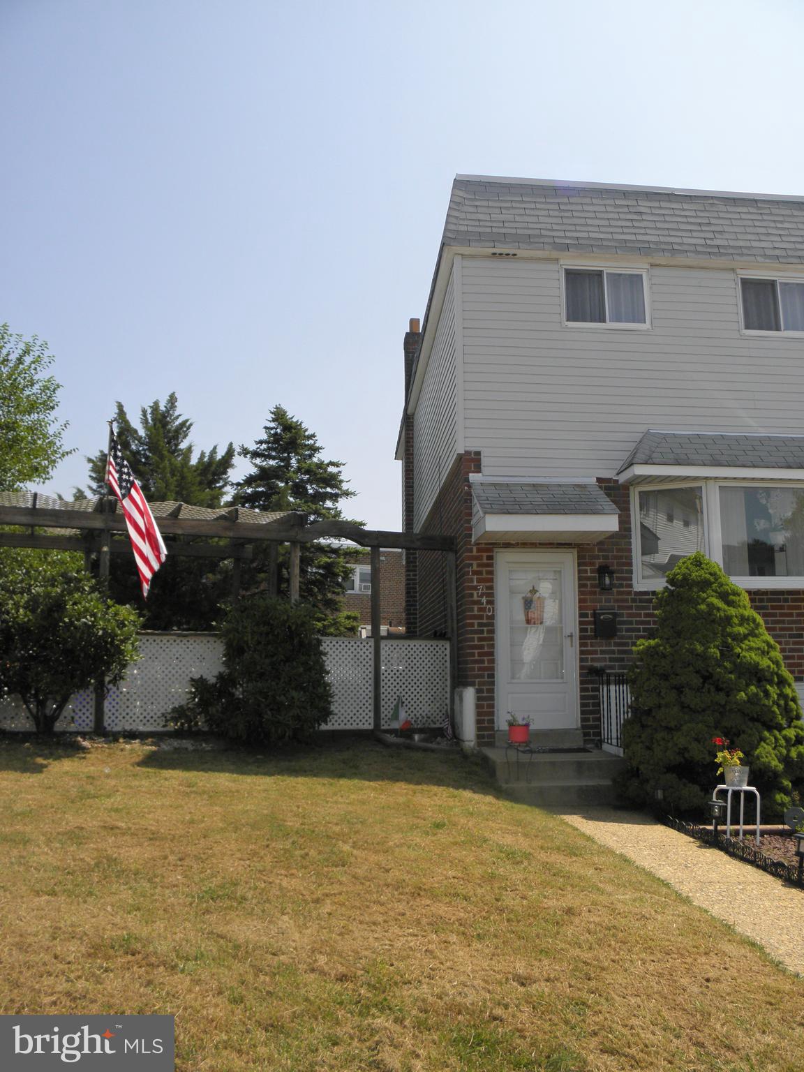 11740 Lanett Road Philadelphia, PA 19154 - Photo 3 of 45 Gallery Image 3