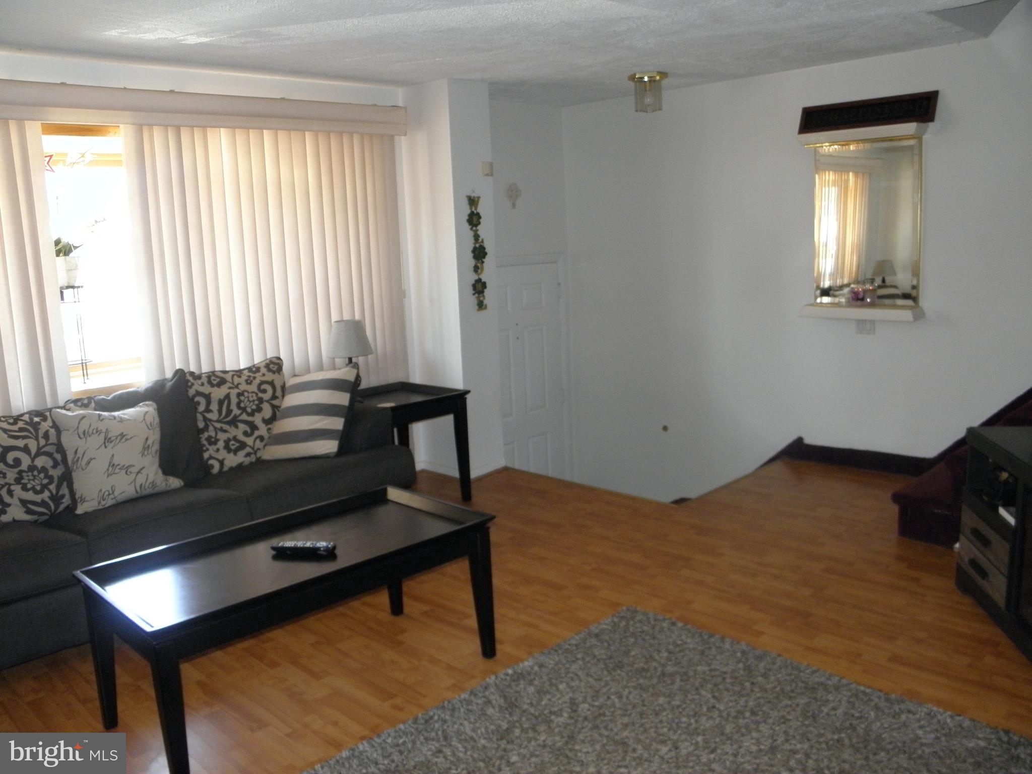 11740 Lanett Road Philadelphia, PA 19154 - Photo 6 of 45 Gallery Image 6