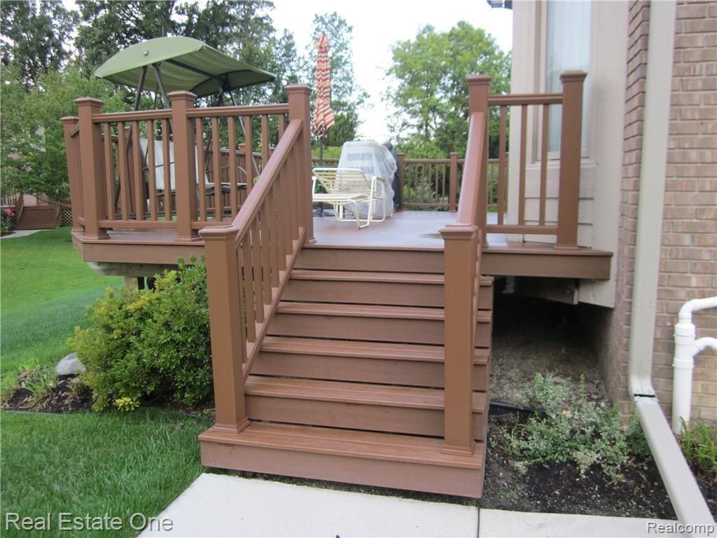 17347 Cross Winds Road Livonia, MI 48152 - Photo 27 of 31 IMG_0968.JPG