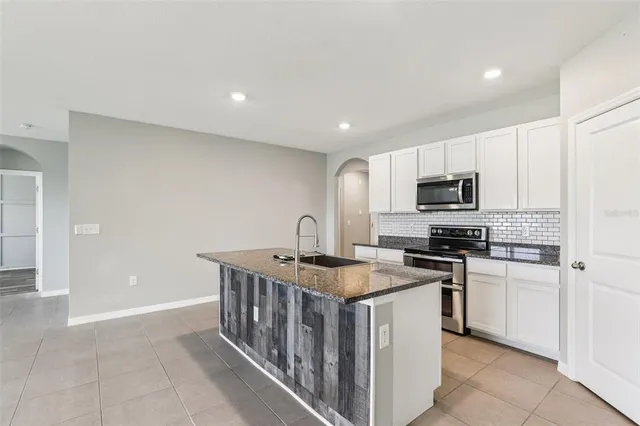 $398,000 | 10904 Tally Fawn Loop, San Antonio, FL 33576