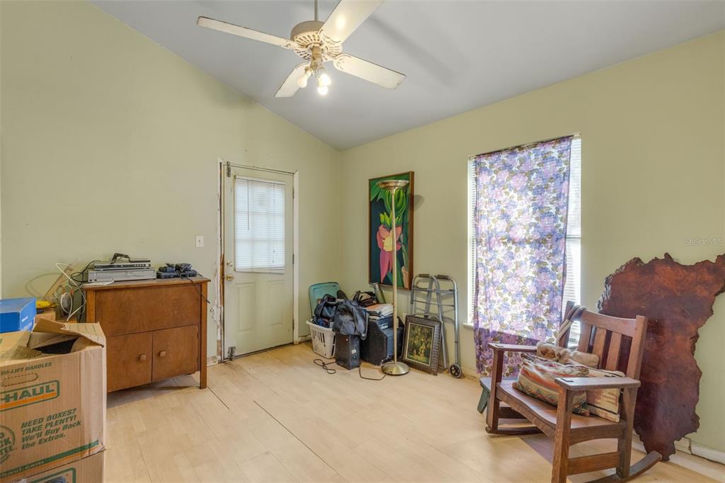 4122 Bradenton Road Sarasota, FL 34234 - Photo 15 of 47