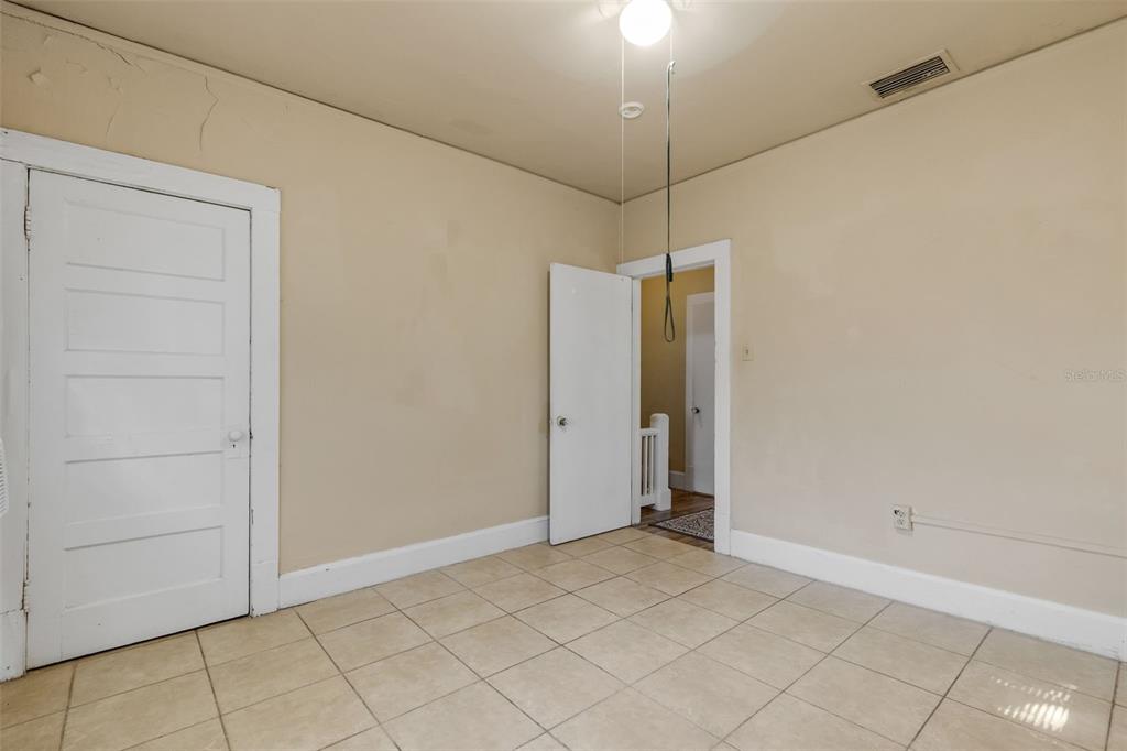 4122 Bradenton Road Sarasota, FL 34234 - Photo 35 of 47