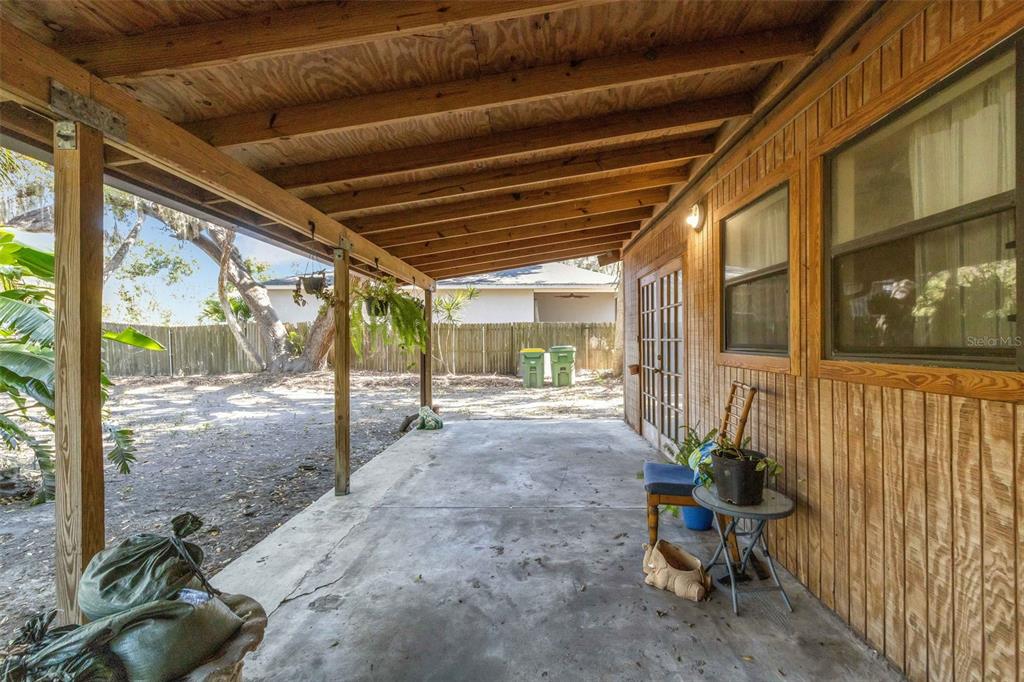 4122 Bradenton Road Sarasota, FL 34234 - Photo 6 of 47