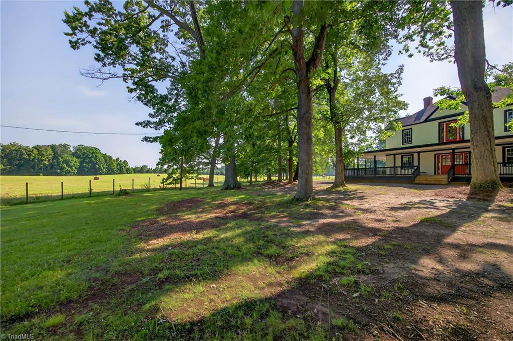 937 Haynes Road Summerfield, NC 27358 - Photo 4 of 50