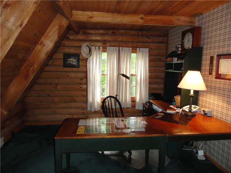 101 Alamae Lakes Road Washington, PA 15301 - Photo 22 of 25 Bedroom.