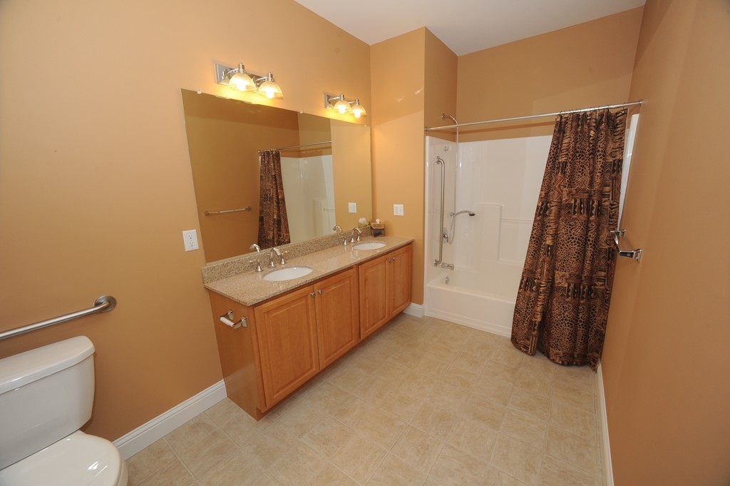 1481 Phillips Road, Unit 1305 New Bedford, MA 02745 - Photo 8 of 28