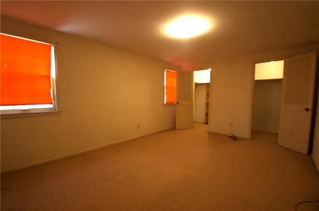 $405,000 | 10120 Glenwood Street, Overland Park, KS 66212