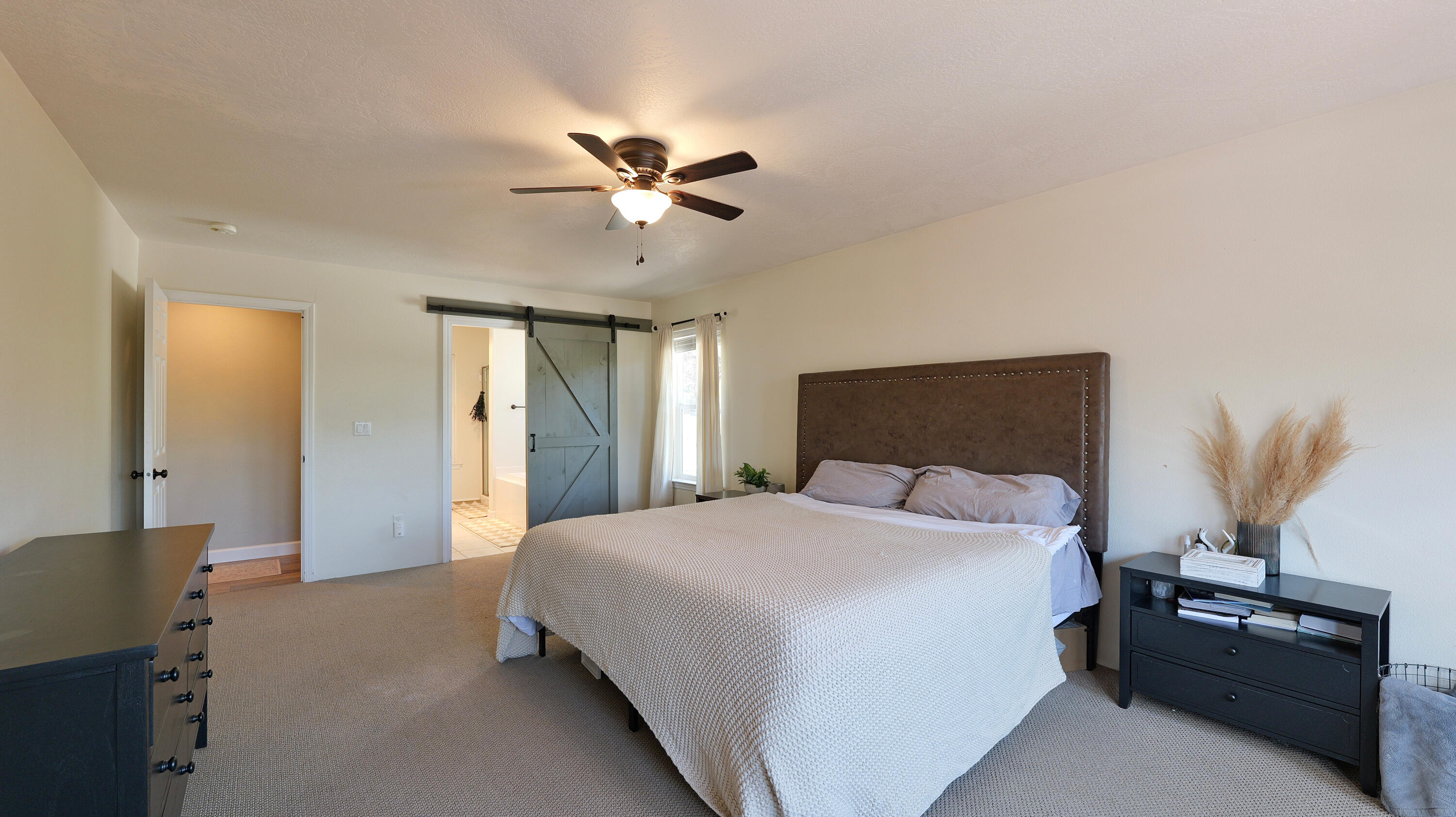 381 Pinetop Terrace Shady Cove, OR 97539 - Photo 18 of 66