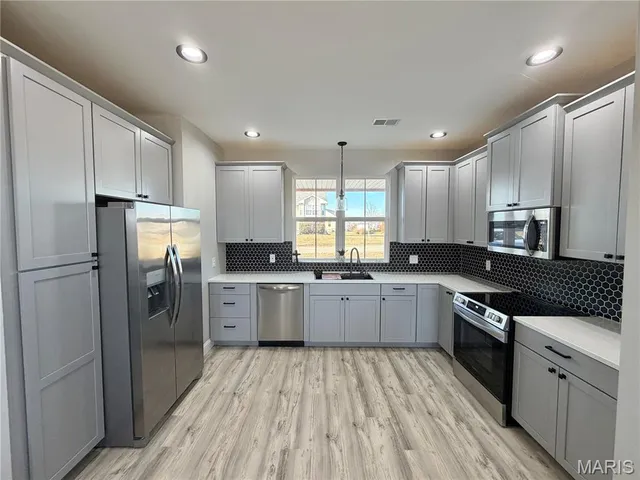 $289,000 | 116 Joe D Drive, Jonesburg, MO 63351