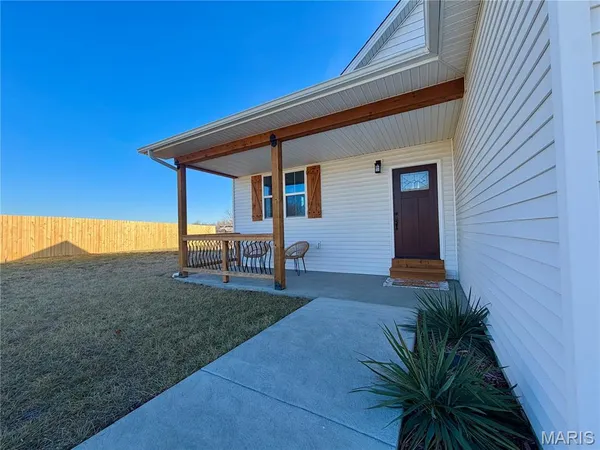 $284,000 | 116 Joe D Drive, Jonesburg, MO 63351