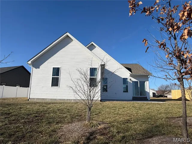 $289,000 | 116 Joe D Drive, Jonesburg, MO 63351