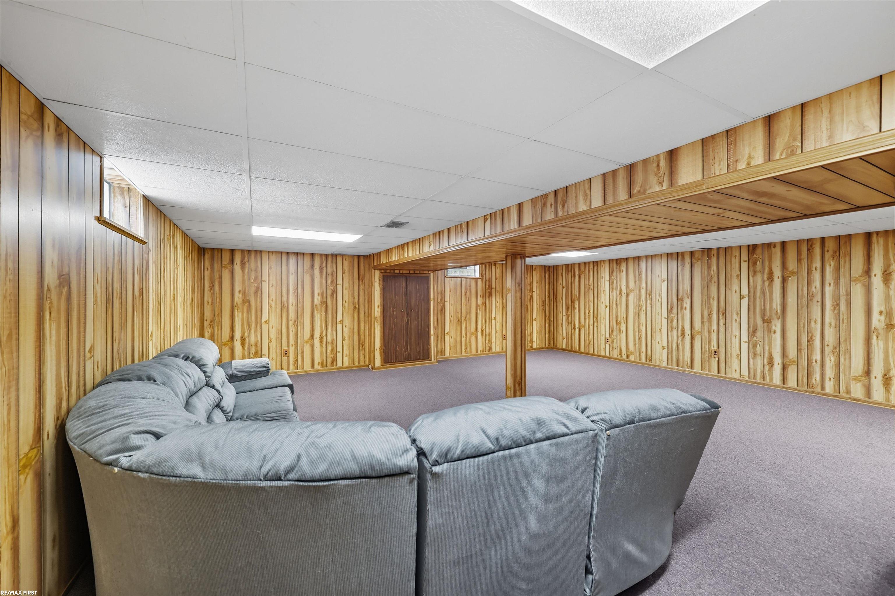 47760 Shelby Road Utica, MI 48317 - Photo 36 of 39 50189081-54ef8a70-1b7f-4dc3-8d52-449363f3ffd8.JPG