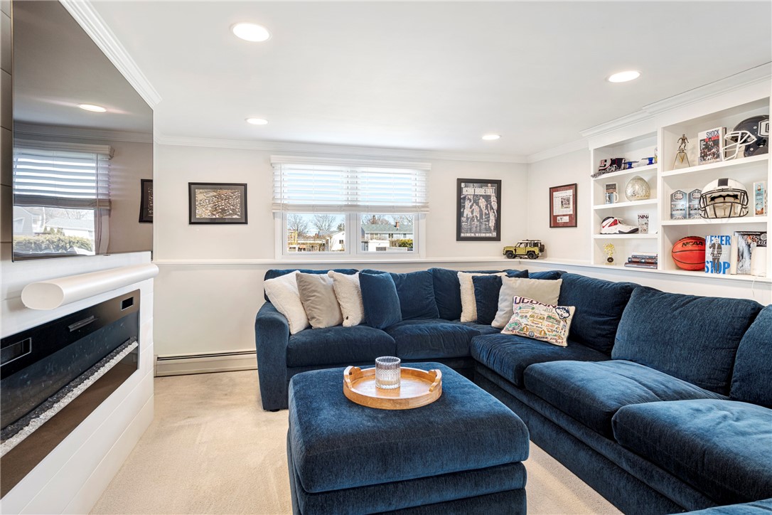 6 Jenkins Street Bristol, RI 02809 - Photo 25 of 36