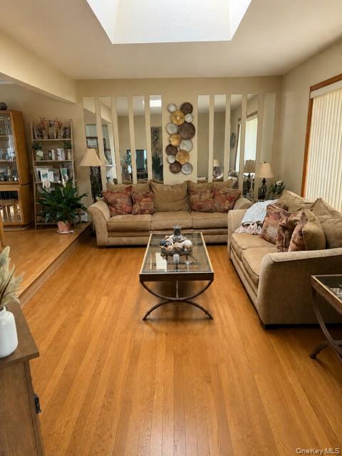 44 47th Street Islip, NY 11751 - Photo 6 of 10