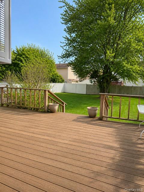 44 47th Street Islip, NY 11751 - Photo 10 of 10
