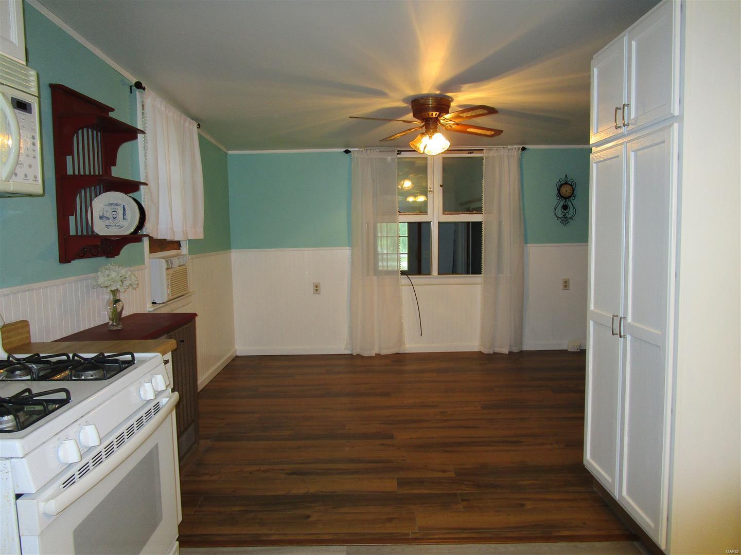 55 Roundhouse Road Sparta, IL 62286 - Photo 15 of 26