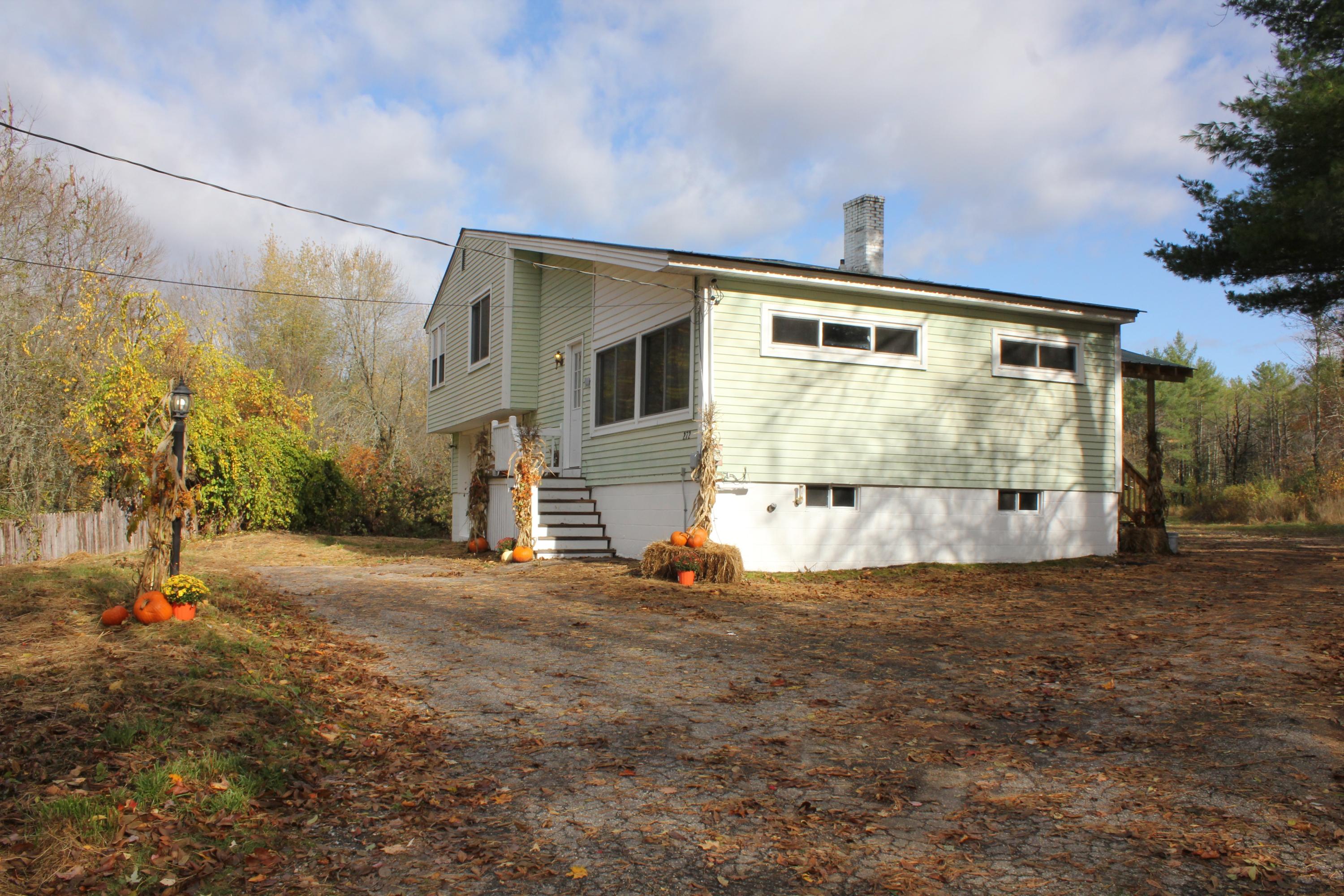 272 River Road Buxton, ME 04093 - Photo 2 of 37 IMG_1004