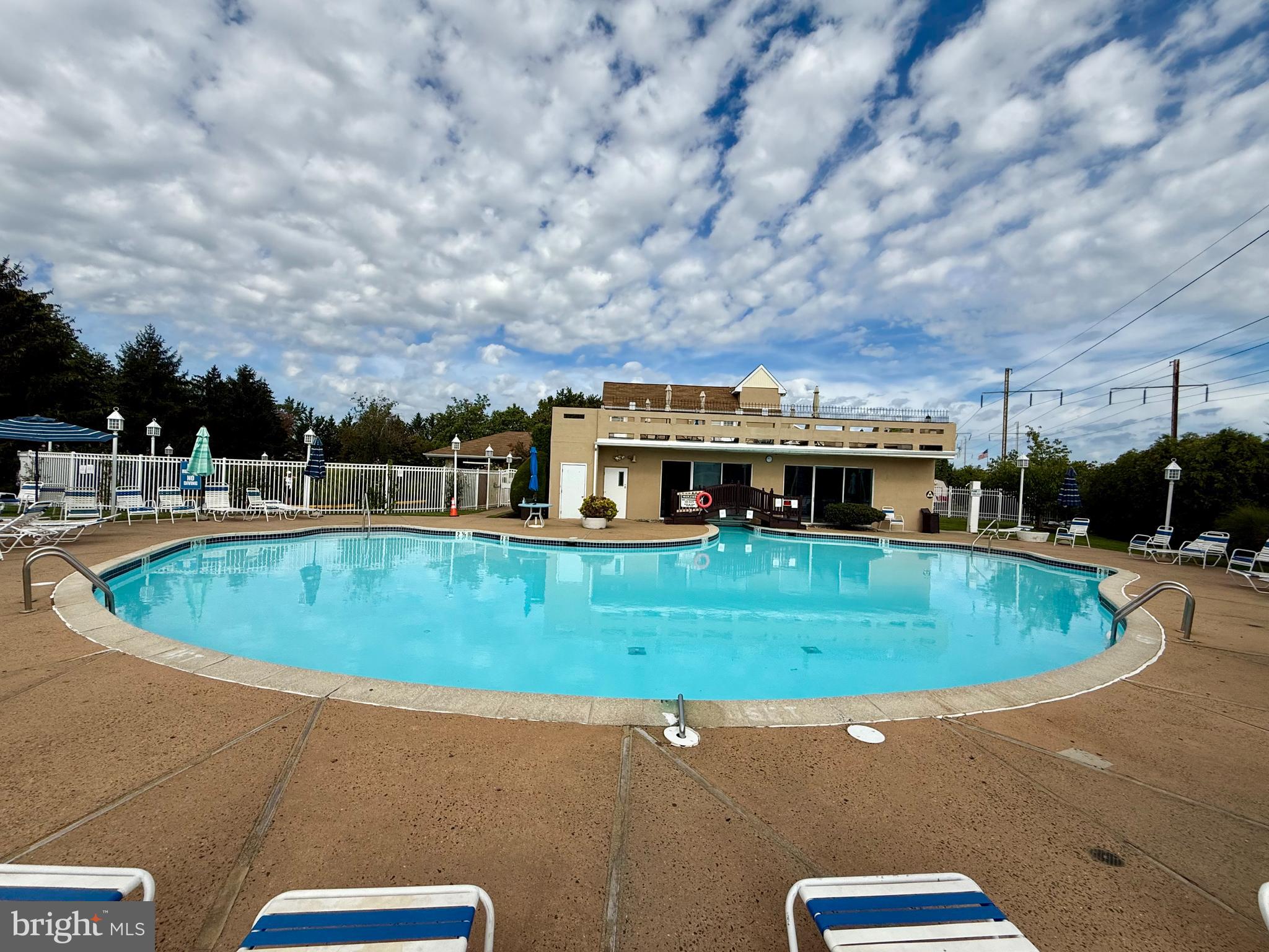 222 Louis Court, Unit K222 Philadelphia, PA 19114 - Photo 5 of 9