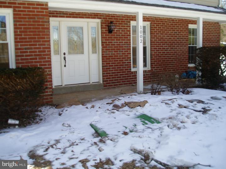 1002 Shiloh Road West Chester, PA 19382 - Photo 2 of 25 Porch