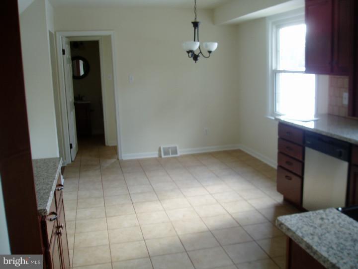 1002 Shiloh Road West Chester, PA 19382 - Photo 9 of 25 Breakfast Room