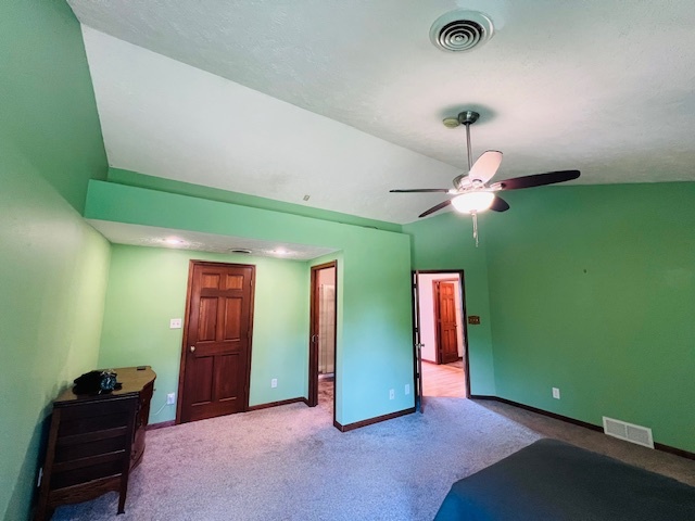 7705 Lakewood Road Weldon, IL 61882 - Photo 31 of 40 a view of a livingroom with a workspace