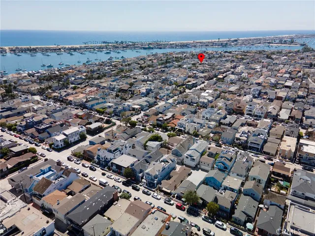 $7,500 | 209 Ruby Avenue, Newport Beach, CA 92662