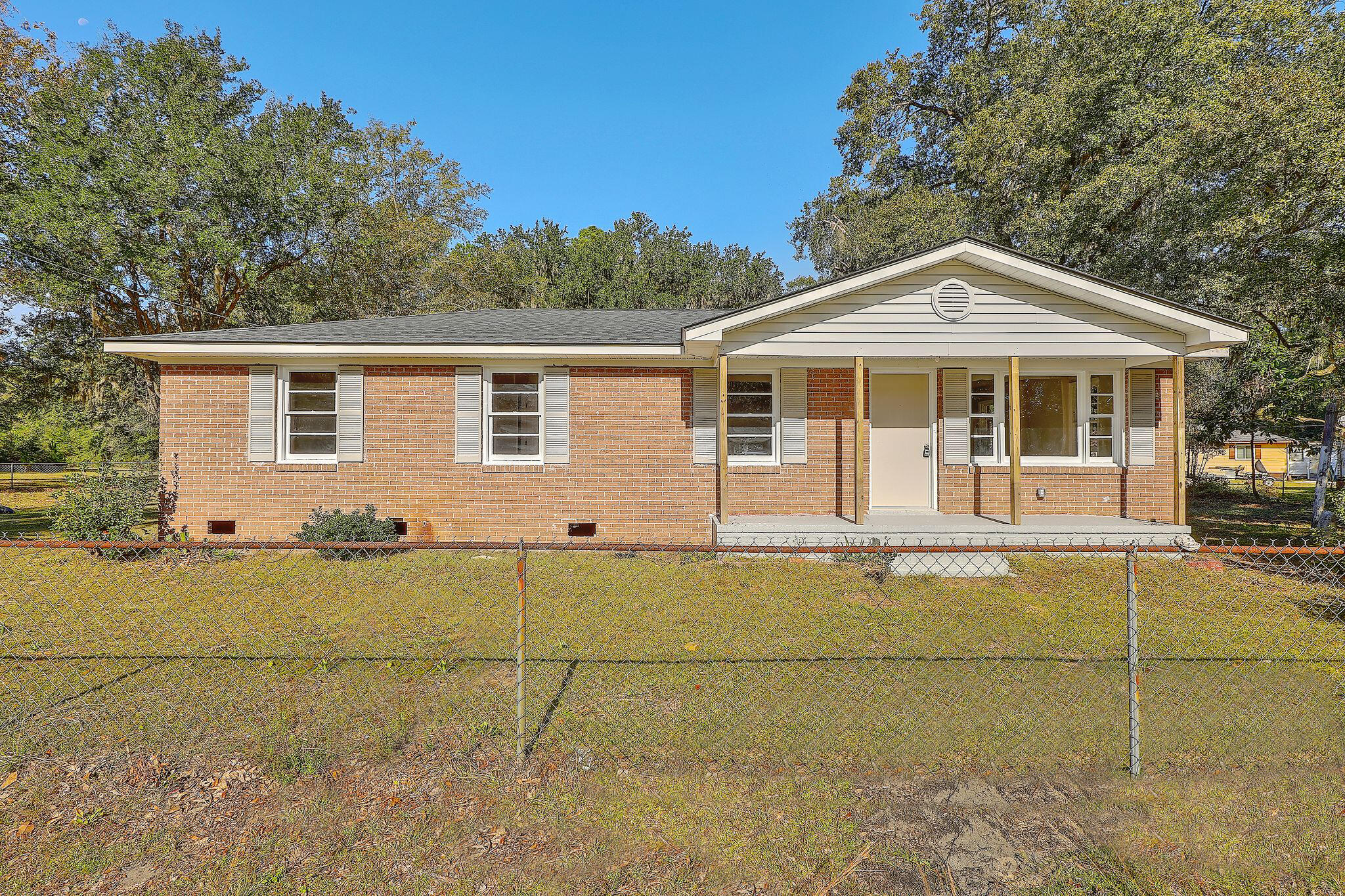 8192 Willtown Road Hollywood, SC 29449 - Photo 1 of 28 1a5c25e750c605479c1ac3b2cc599940916ee9da