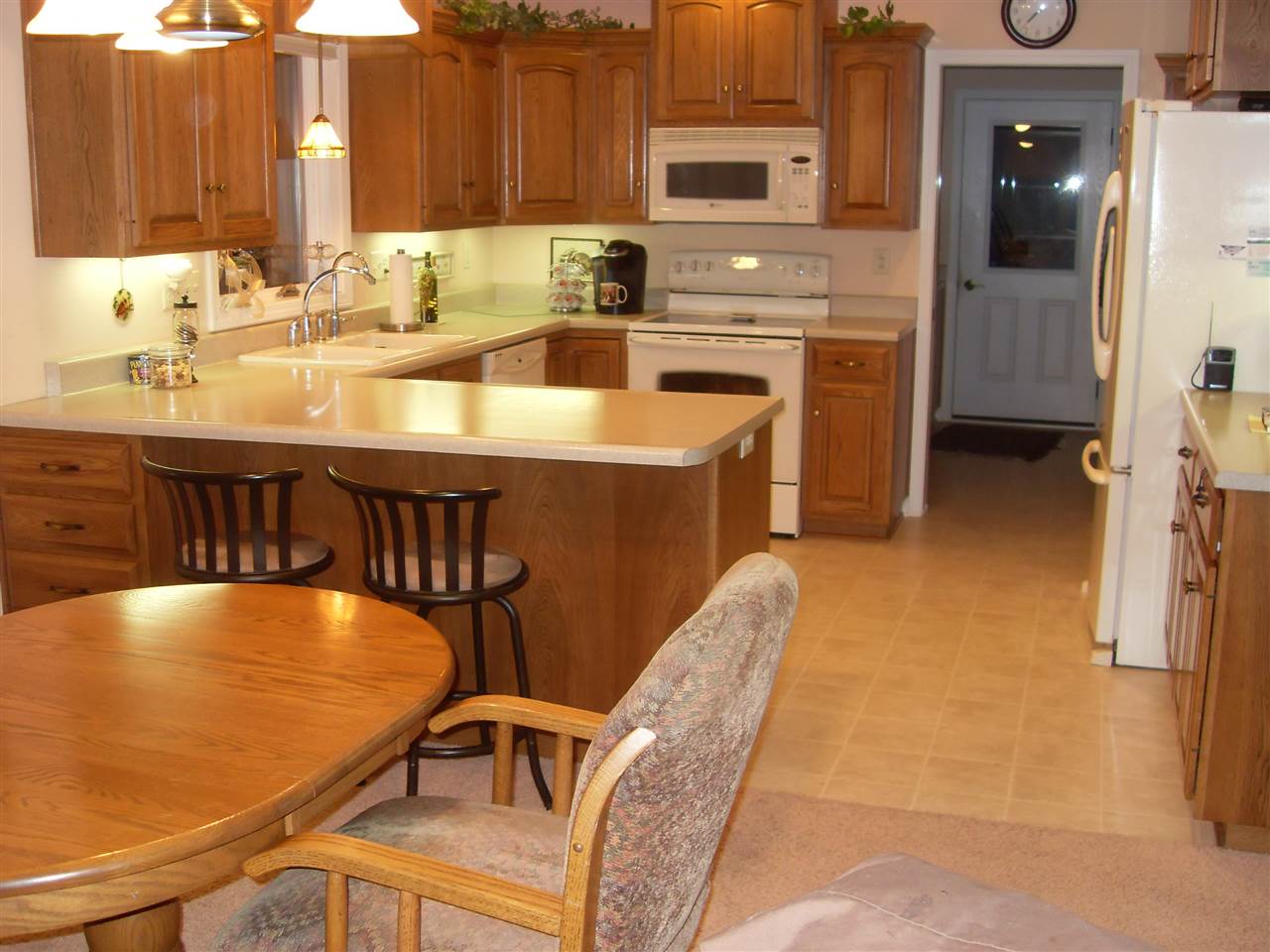 120 Hahnemann Court Berne, IN 46711 - Photo 8 of 20