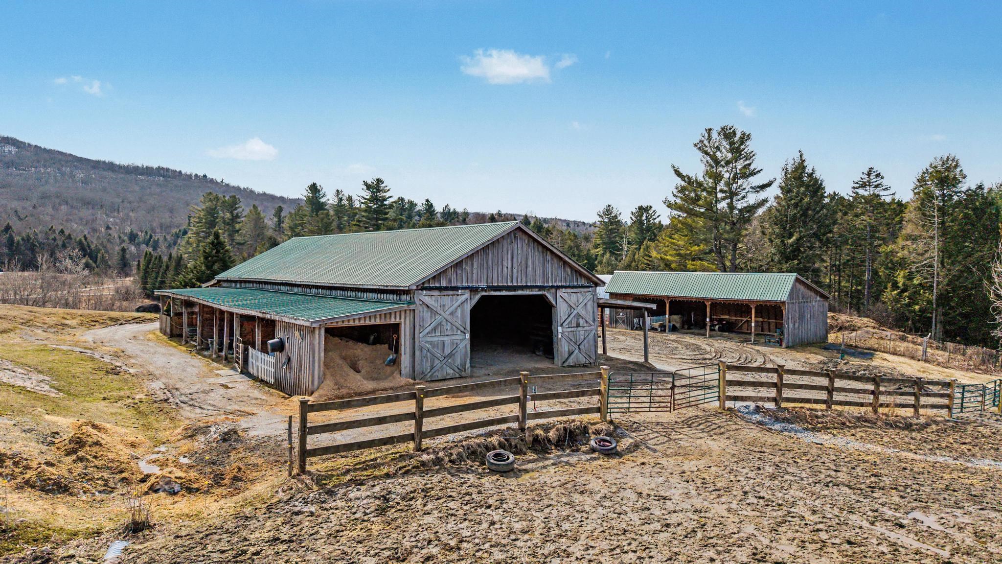 984 Pollander Road Cambridge, VT 05464 - Photo 26 of 56