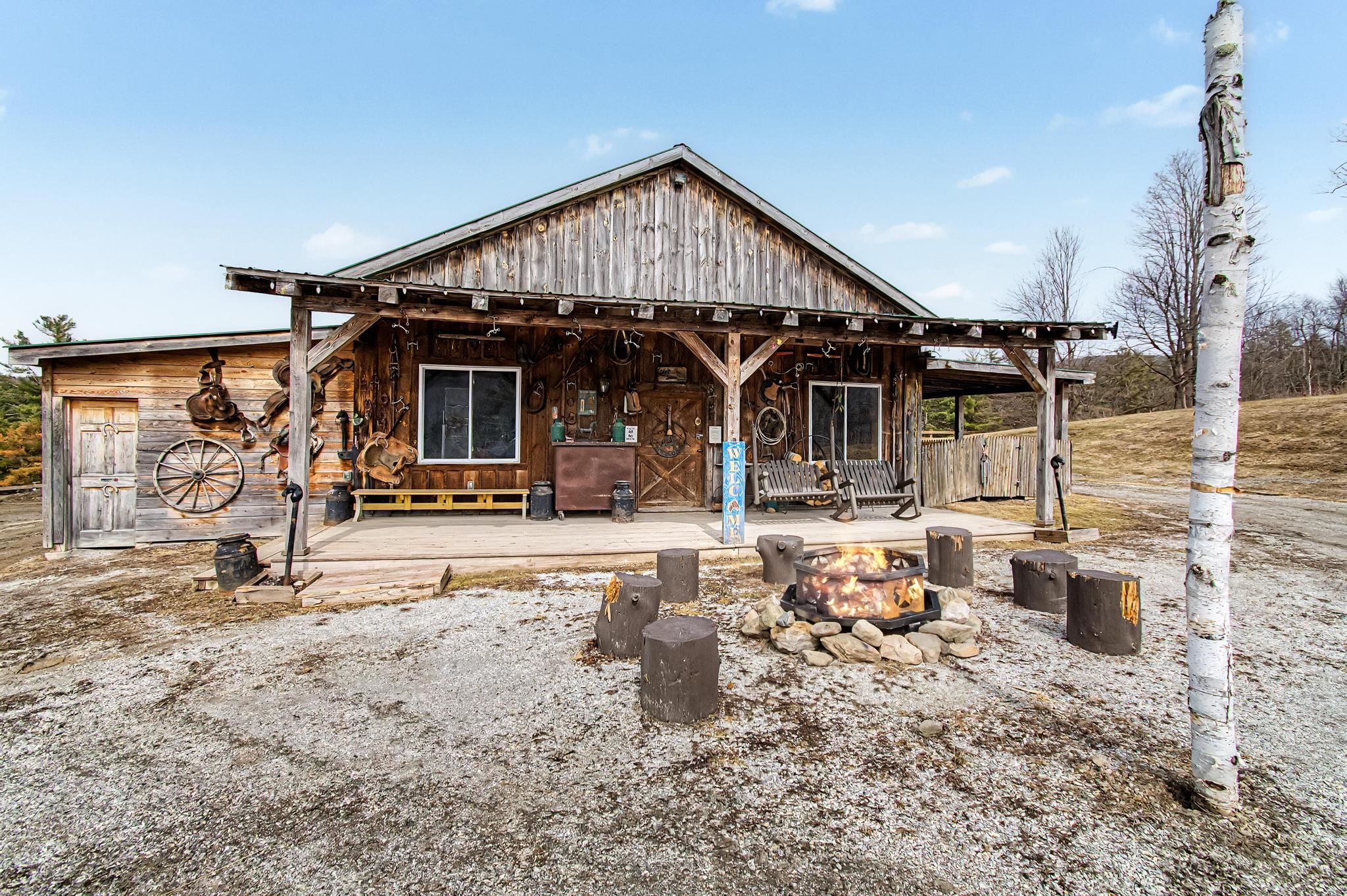 984 Pollander Road Cambridge, VT 05464 - Photo 4 of 56