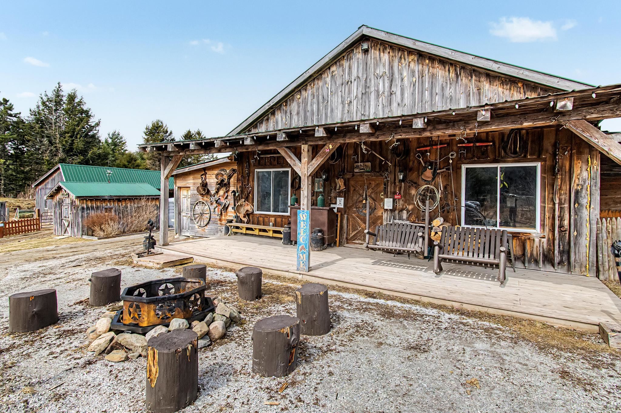 984 Pollander Road Cambridge, VT 05464 - Photo 5 of 56